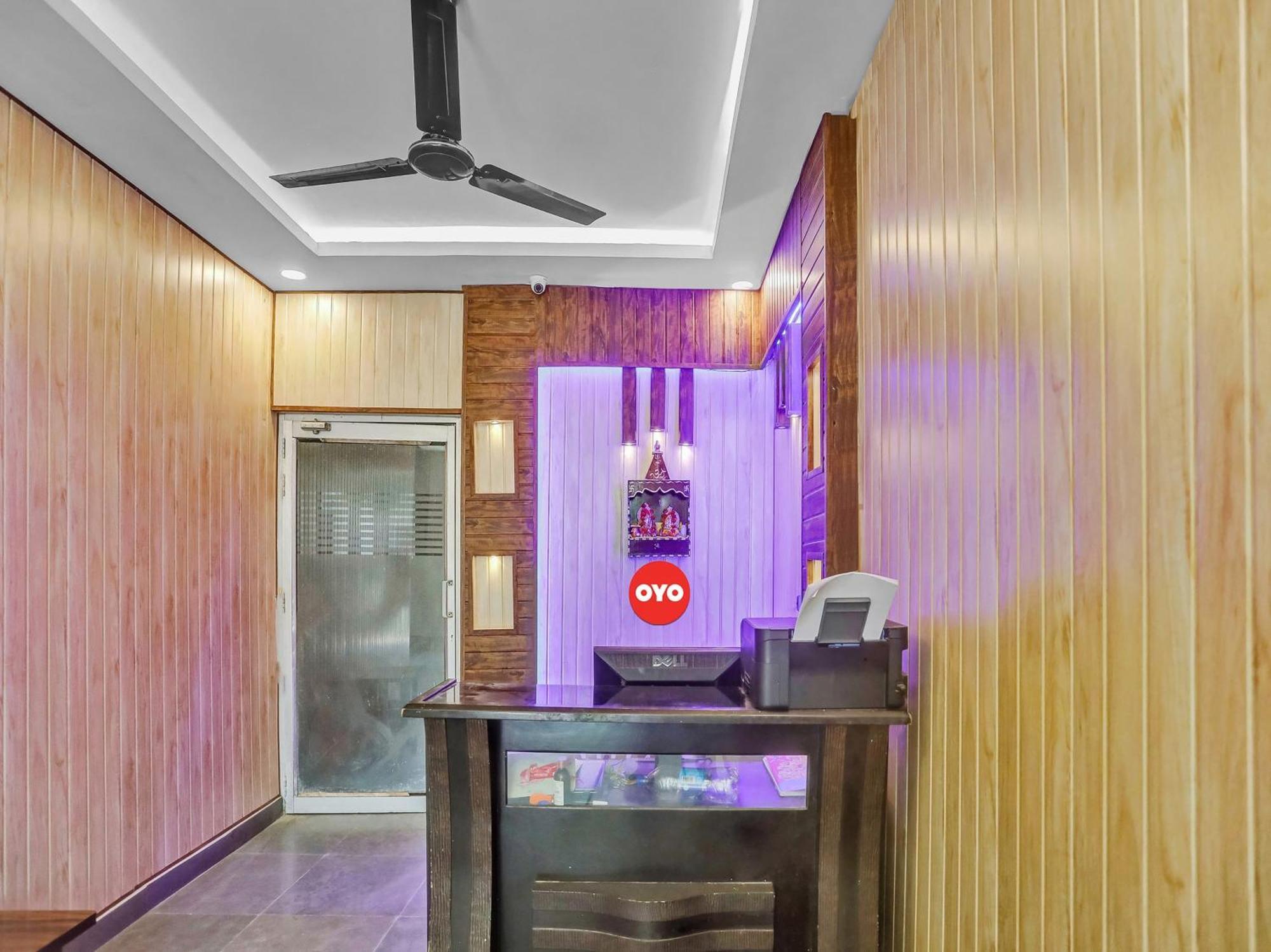 O Mahakaal Palace Hotel 3*